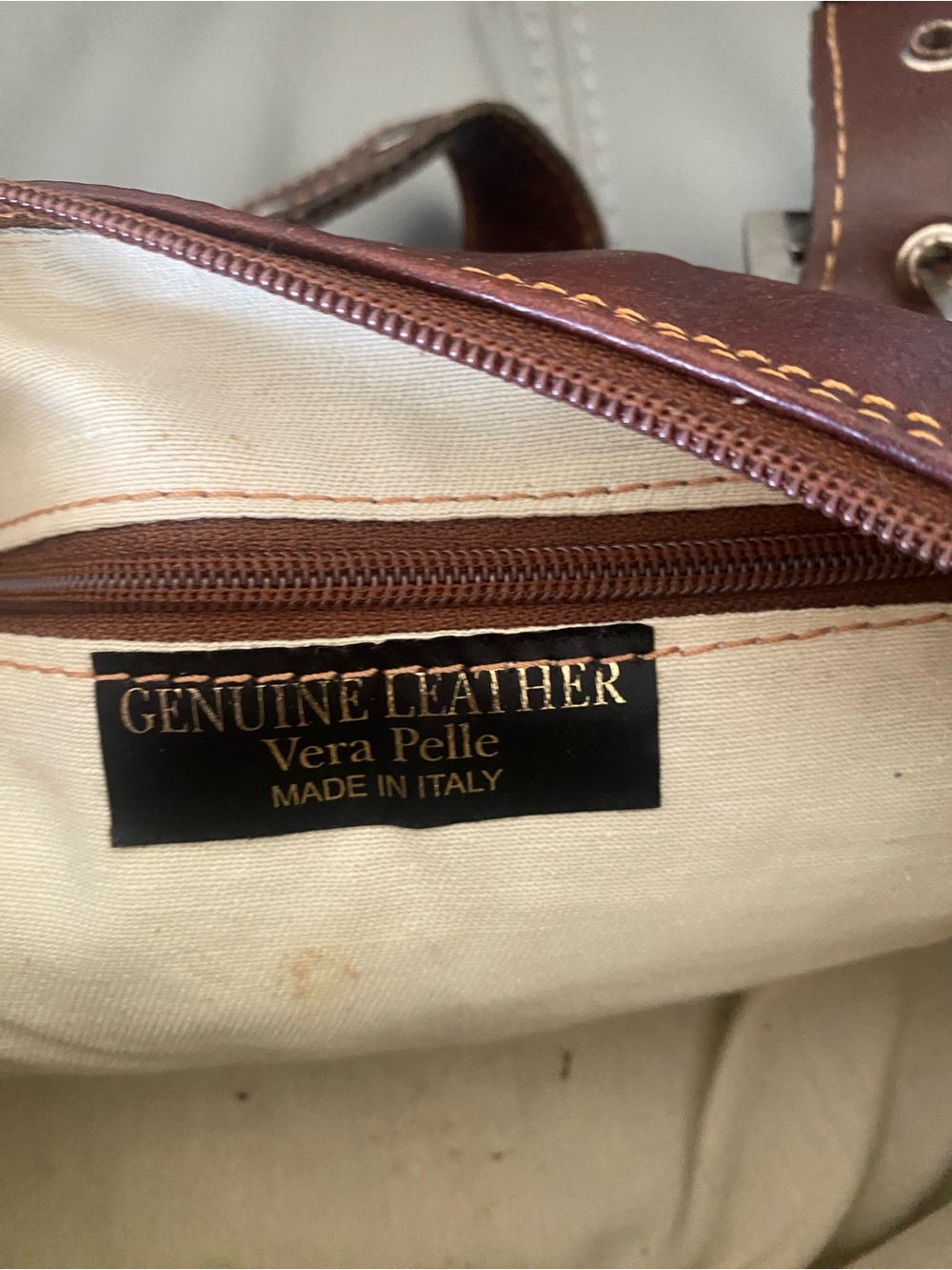 Vintage Y2K Vera Pelle Italian Brown Leather Shoulder Bag with Buckle Straps - Picture 3 of 10